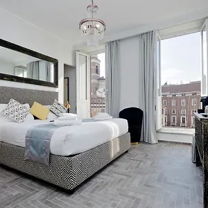 Affittacamere Della Croce Luxury, Roma