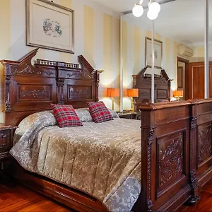 Affittacamere Regal House Navigatori 23, Roma